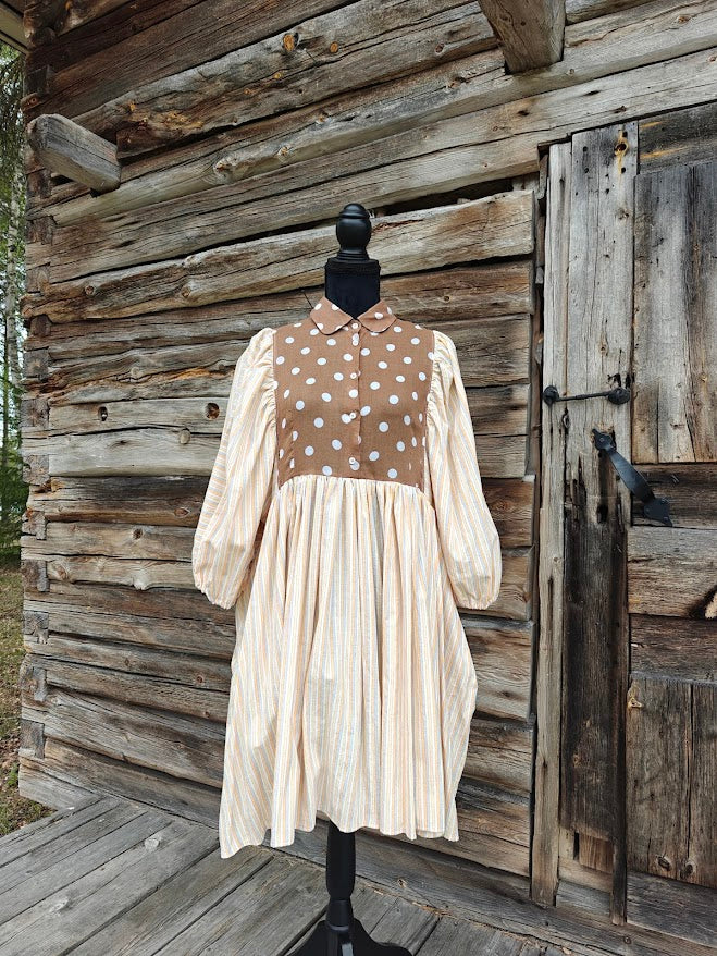 She He dress