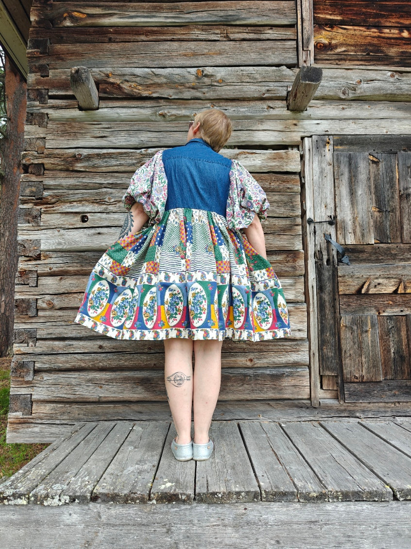 She He Dress no farkku on perus ja paras