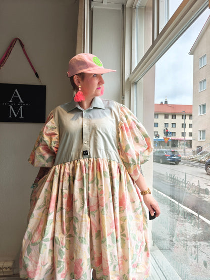 She He Dress Maltillinen ruusu