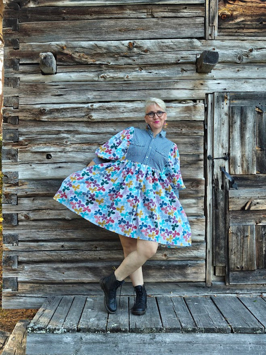 She He dress