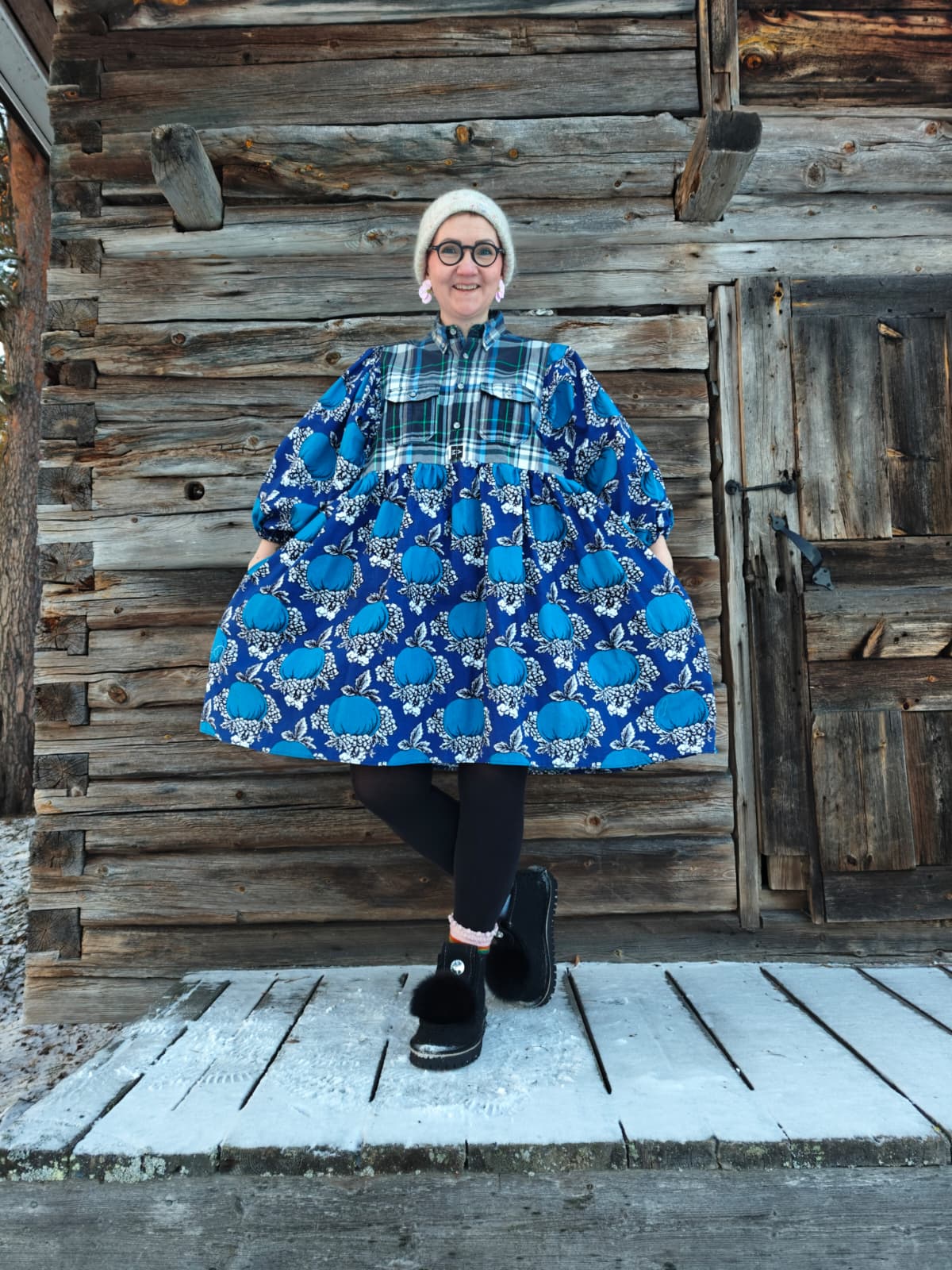 She He Dress Sininen Omena