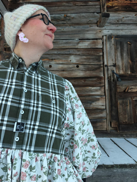 She He Dress Oikea Ruusu
