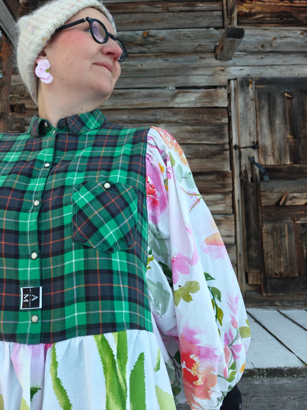 She He Dress Selkeää Kukkaa