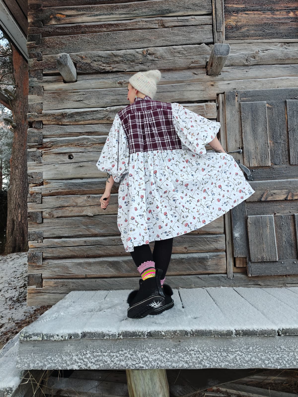 She he Dress Uskoisitko kuinka ihana