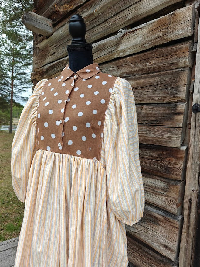 She He dress