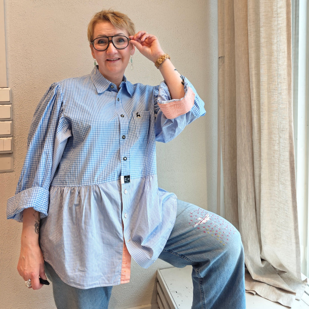 Twin Shirt Sinisen ja oranssin ruutujen taikaa