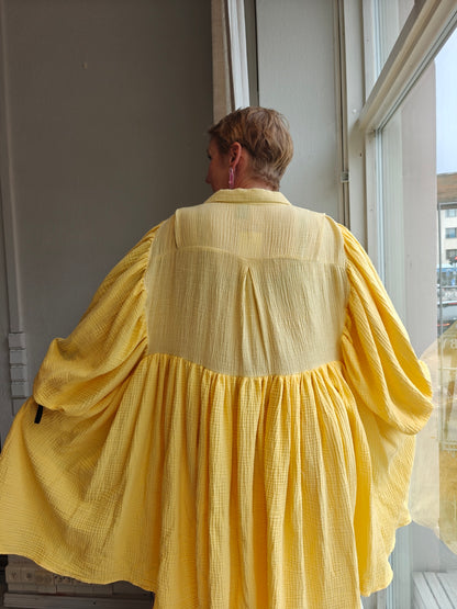 She dress Sitruunaperhonen