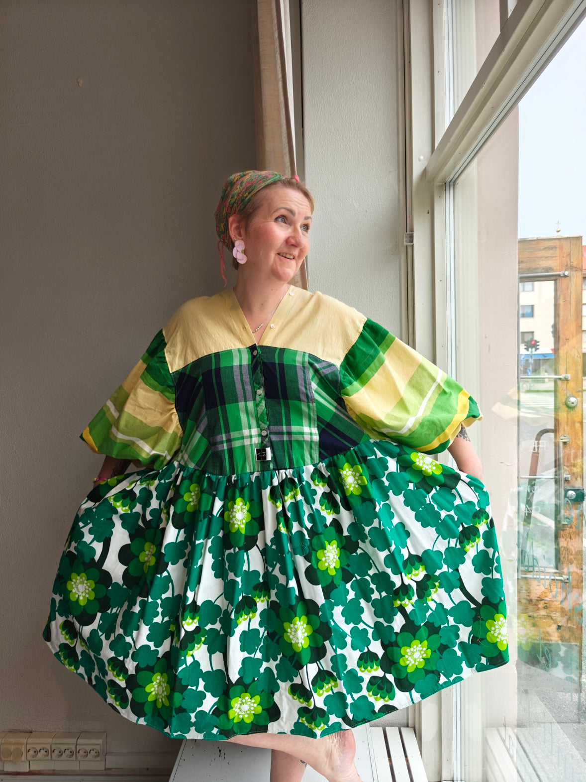 She He Waistless Dress ui mikä kukka