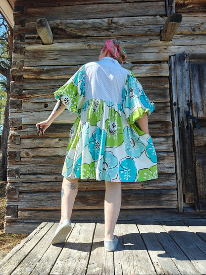 She He Dress lisää retroo